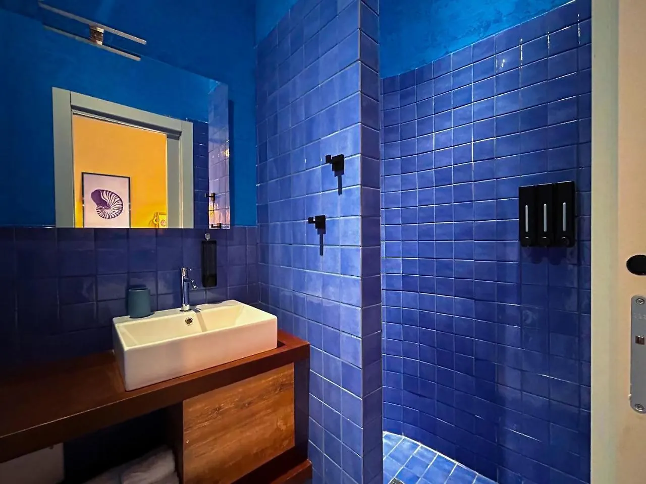 Guest house Isla Hotel Naples Italy